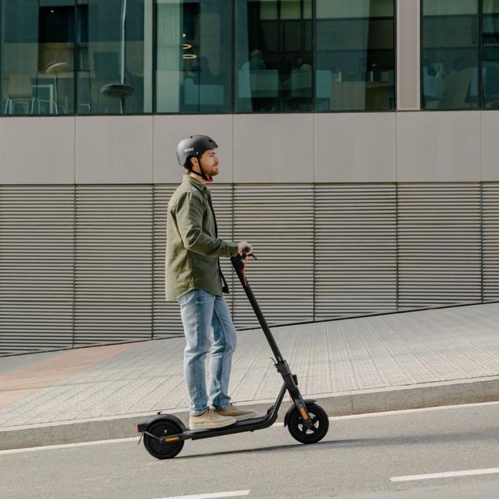 Segway Ninebot KickScooter F2 Pro e-roller RTH-Shop.hu